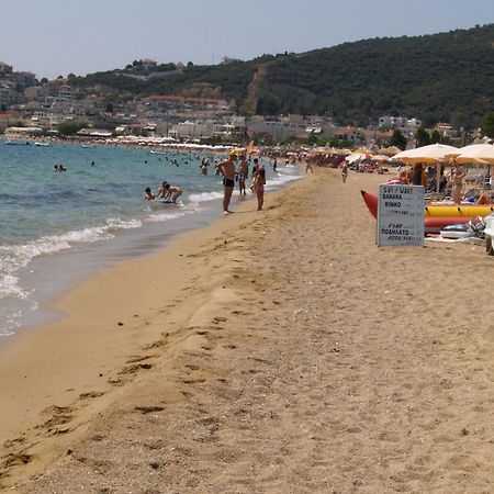 Kavala Beach Hotel apartments Nea Iraklitsa Bagian luar foto